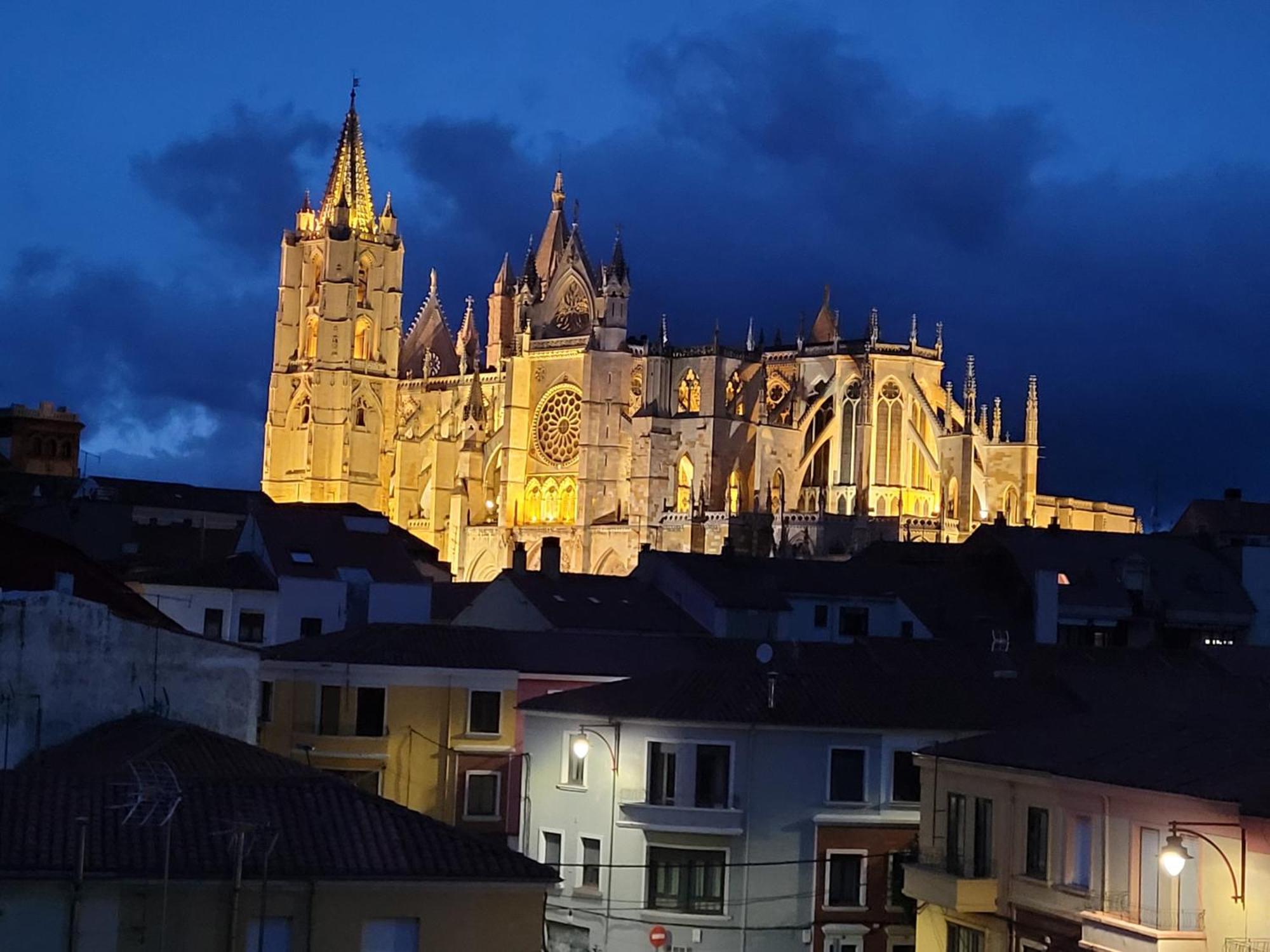 דירות Catedral De Leon II מראה חיצוני תמונה